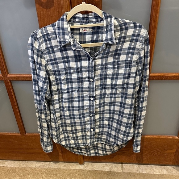 Faherty Tops - Faherty Blue and White Plaid Button Down Shirt​​